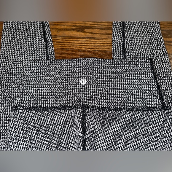 Lululemon Wunder Under Pant (Hi-Rise) - Teeny Tooth White Black - Picture 6 of 7